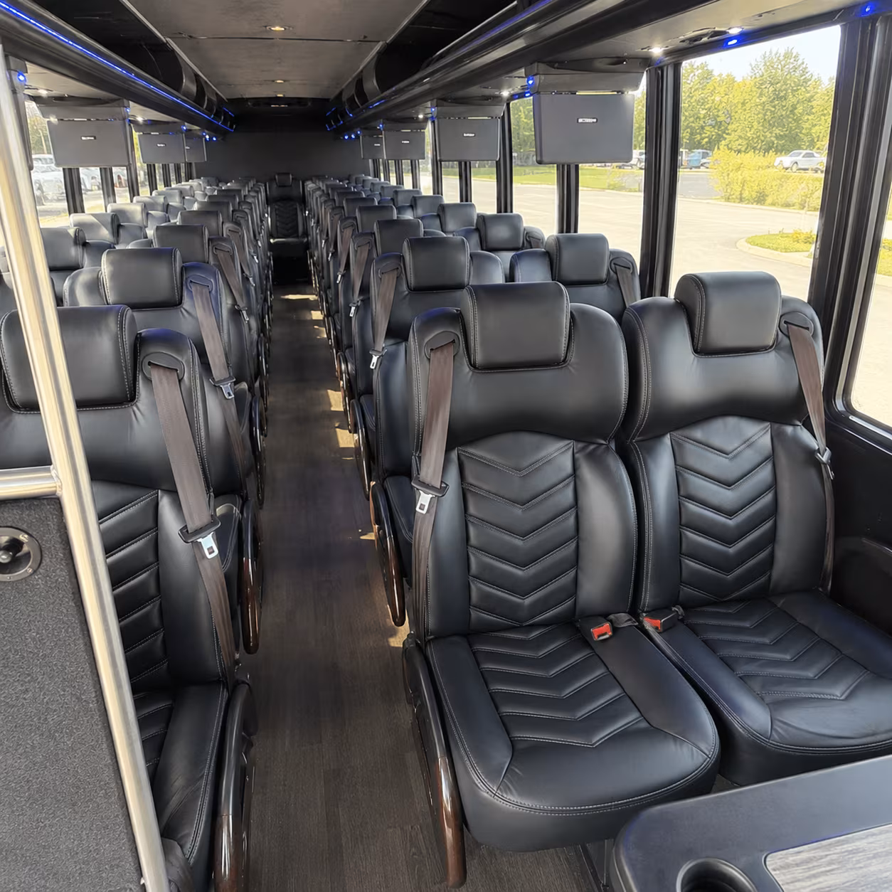 charter buses for palm beach island wedding venues and estate receptions