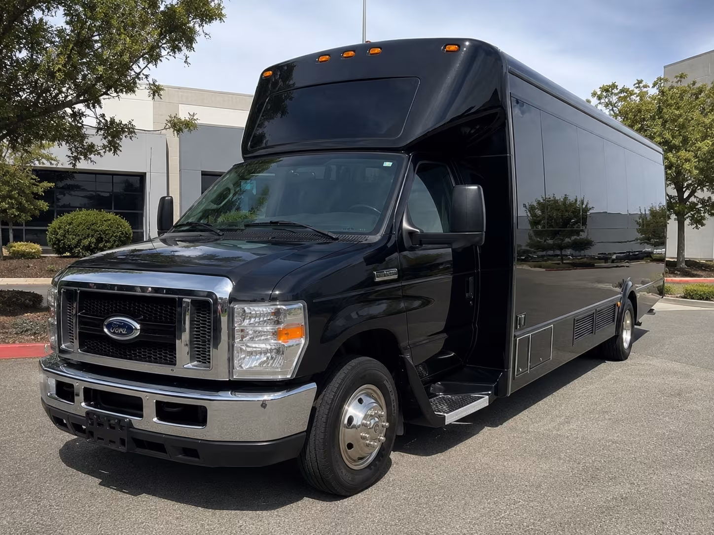 compare bus rental options in west palm beach with one quick online quote
