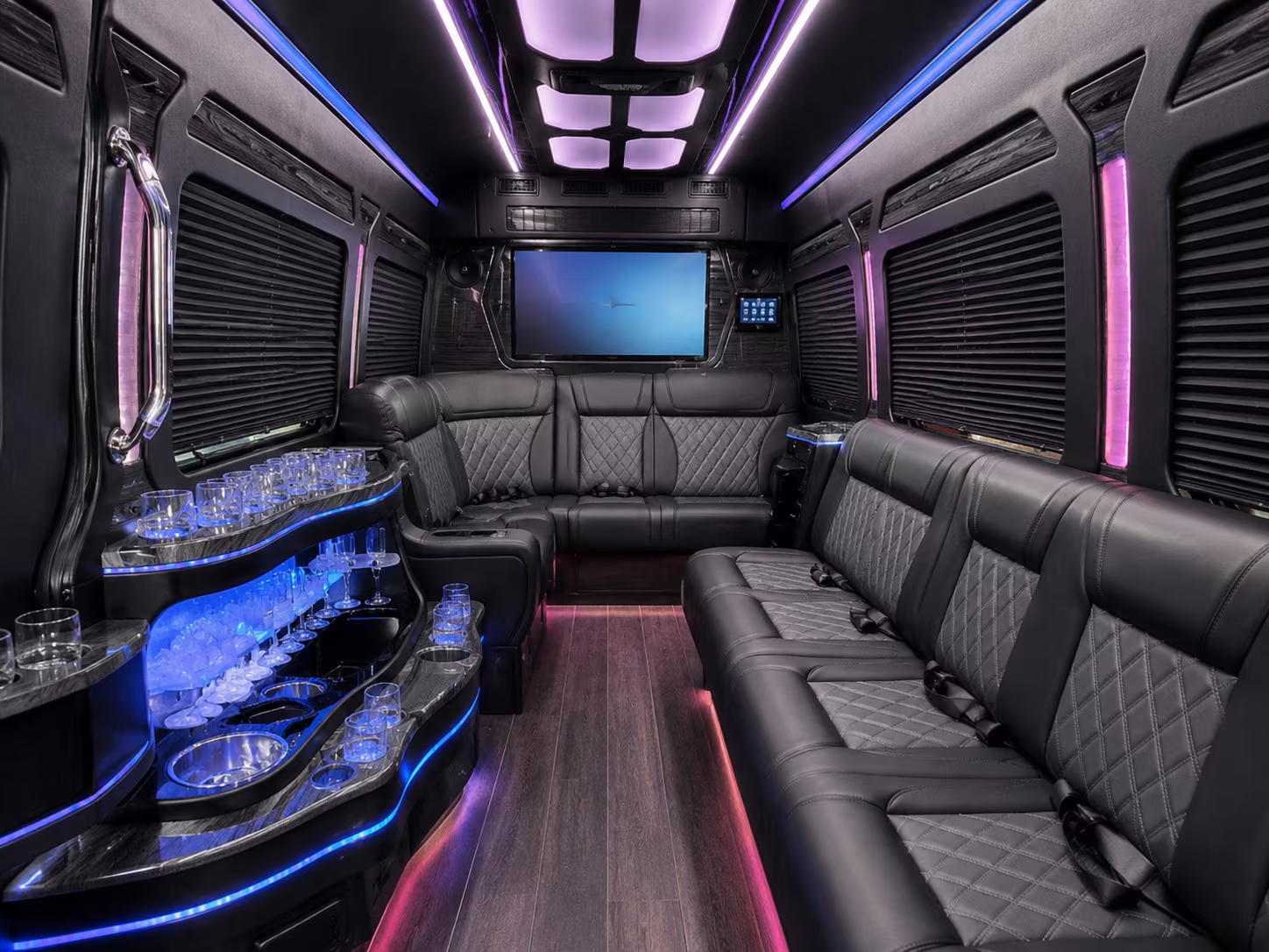 shuttle bus service for palm beach county court government campus transportation
