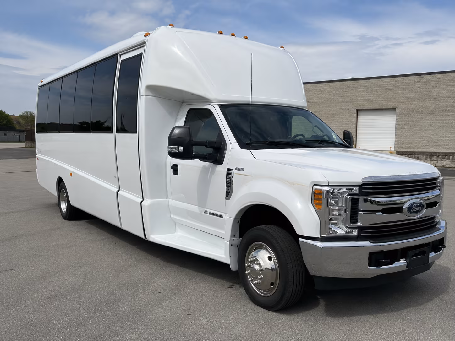 wedding shuttle buses for west palm beach s most beautiful venues