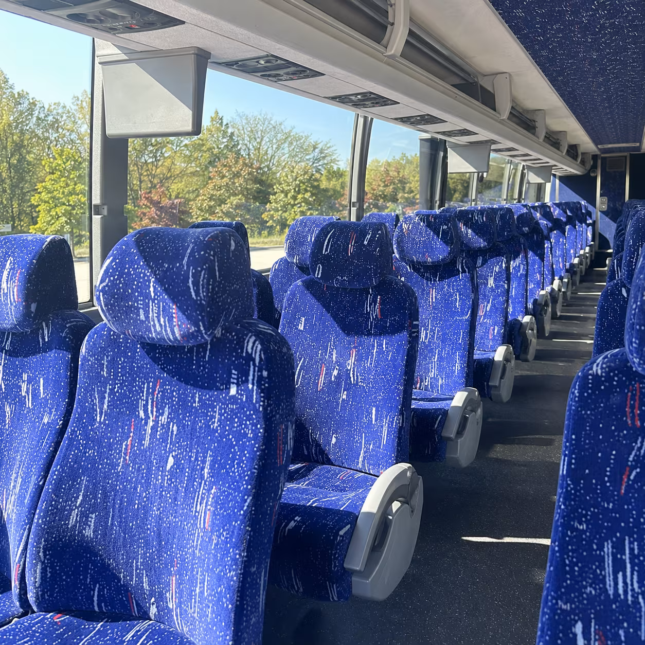 west palm beach charter bus rentals for long distance trips to orlando